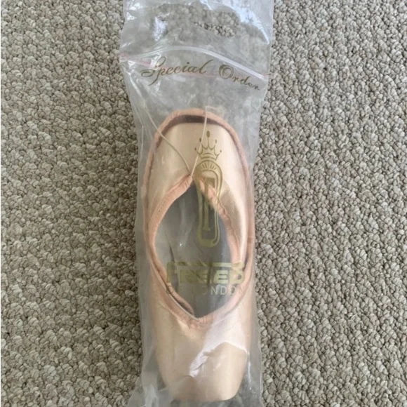 NWT CUSTOM Freed of London 5XXX Z maker - Picture 3 of 3